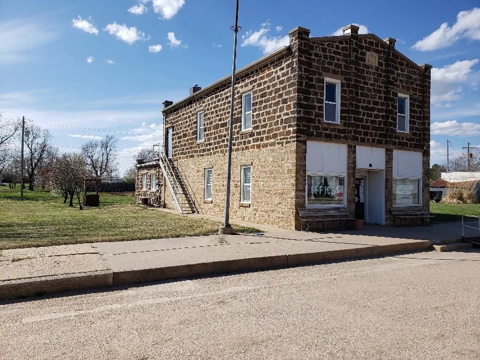 Windom City Hall.jpg